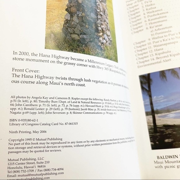 The Ultimate Kauai Guidebook 1995 & Maui's Hana Highway Book Bundle - Picture 10 of 13